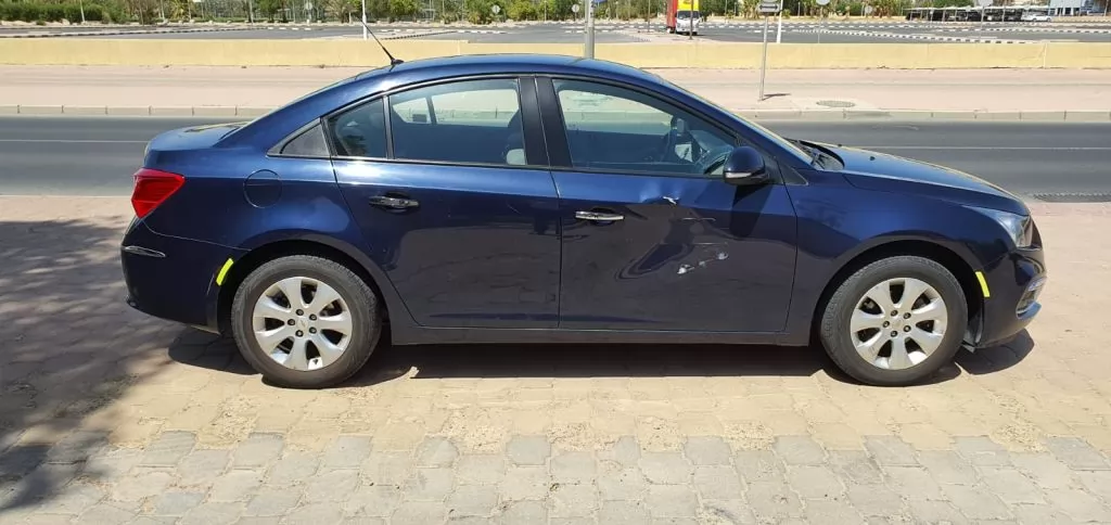 Used Chevrolet Cruze For Sale in Kuwait #15871 - 1  image 