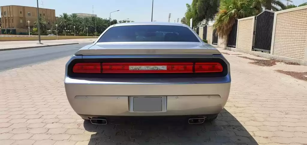 Usado Dodge Challenger Venta en Kuwait #15874 - 1  image 