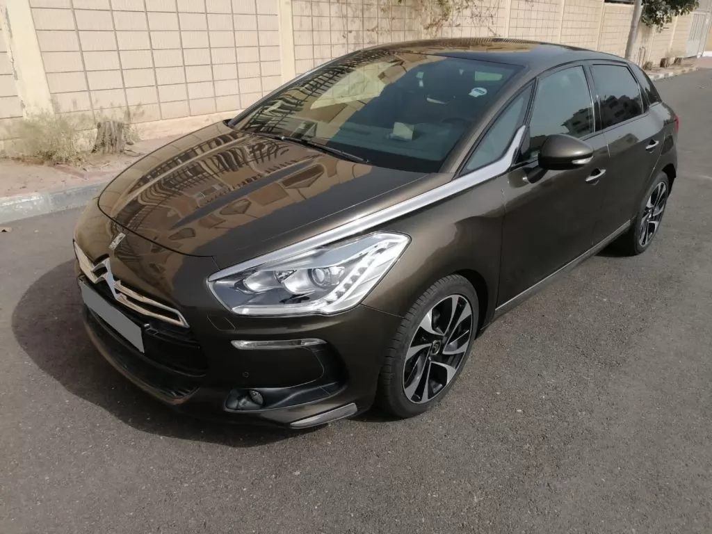 Used Citroen DS5 For Sale in Kuwait #15887 - 1  image 