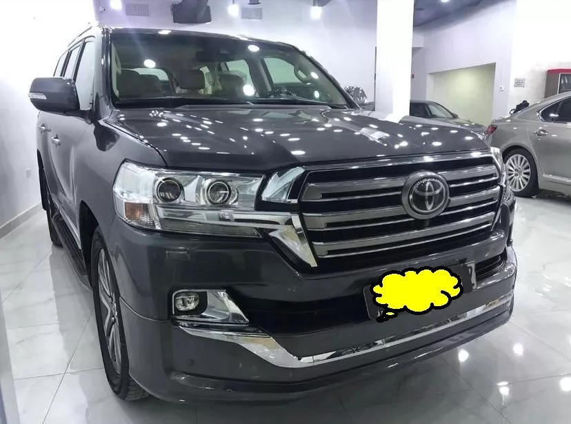 Использовал Toyota Land Cruiser Продается в Кувейт #15896 - 1  image 