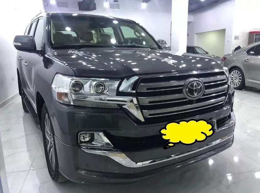 Used Toyota Land Cruiser For Sale in Kuwait #15900 - 1  image 