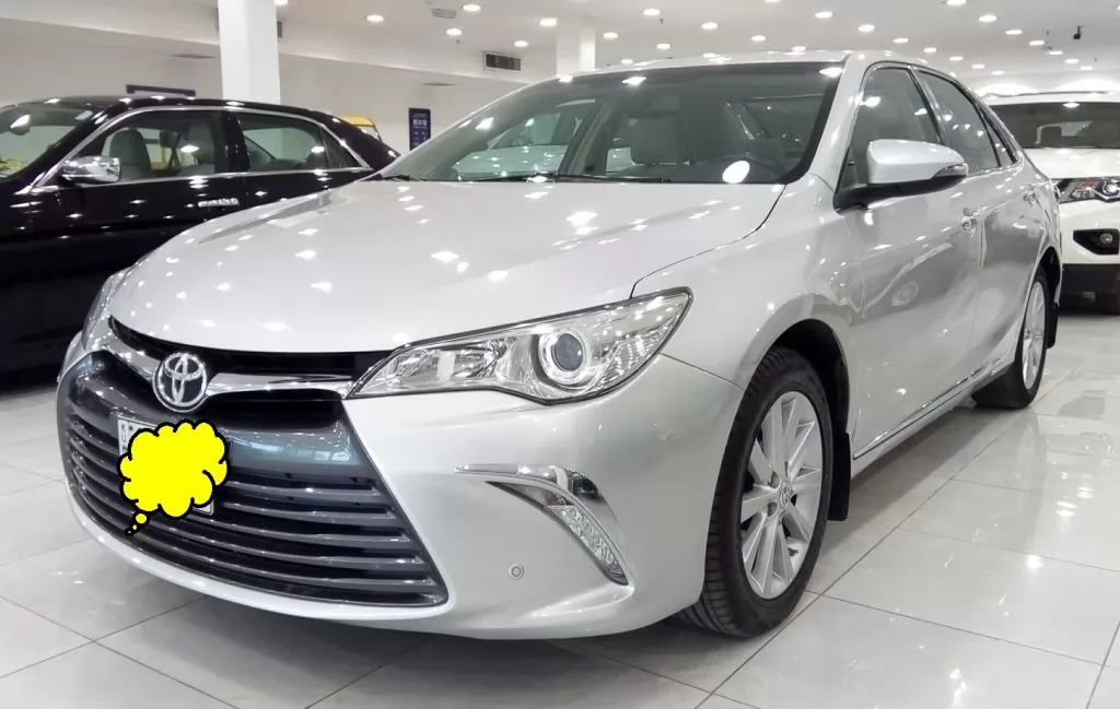 Used Toyota Camry For Sale in Kuwait #15924 - 1  image 