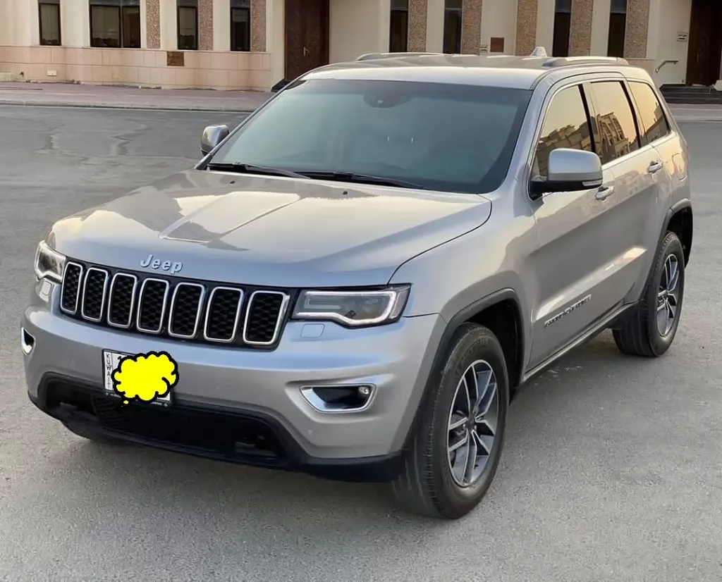 Used Jeep Grand Cherokee For Sale in Kuwait #15945 - 1  image 