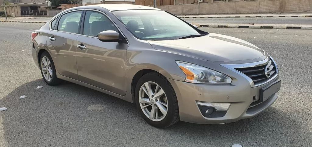 Used Nissan Altima For Sale in Kuwait #16006 - 1  image 