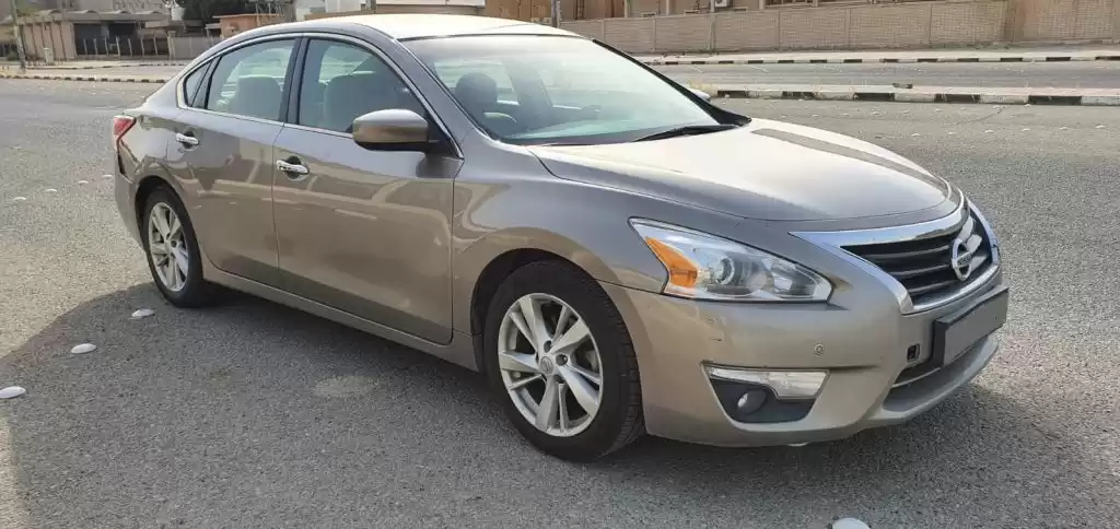 Used Nissan Altima For Sale in Kuwait #16006 - 1  image 