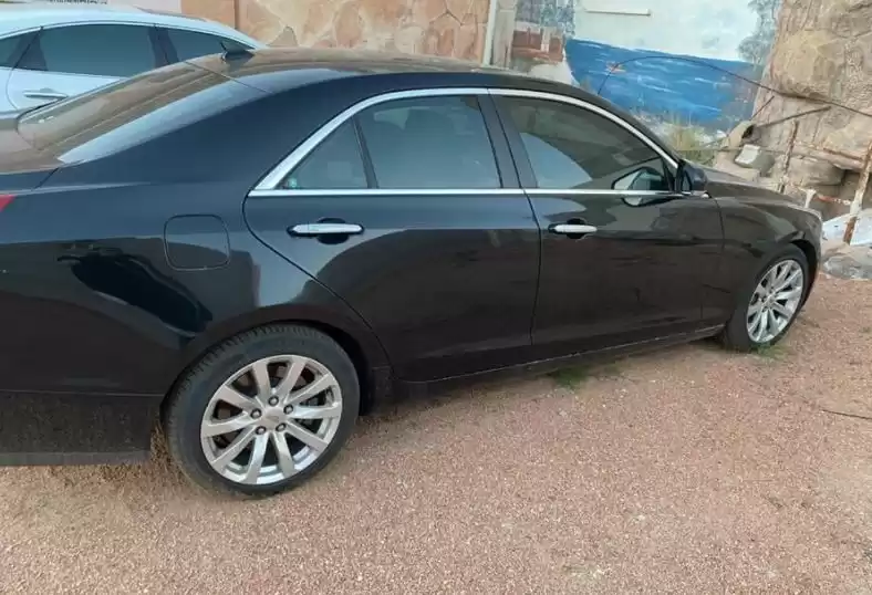 Used Cadillac Unspecified For Sale in Riyadh #16173 - 1  image 