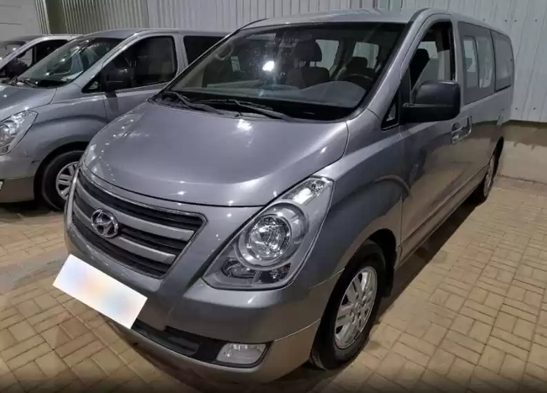 Использовал Hyundai Unspecified Продается в Эр-Рияд #16219 - 1  image 