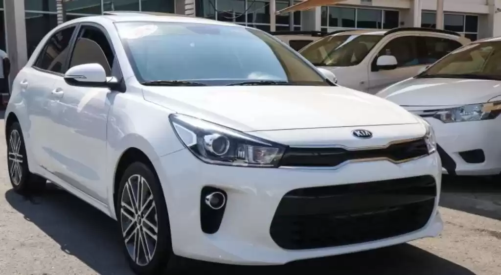 مستعملة Kia Rio Hatchback للبيع في دبي #16278 - 1  صورة 