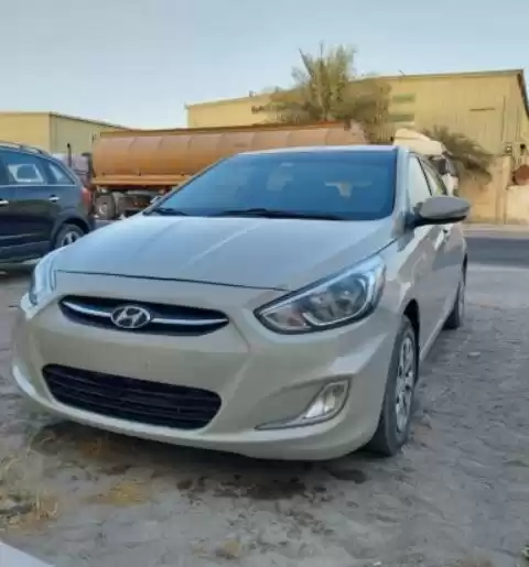 Gebraucht Hyundai Accent Zu verkaufen in Dubai #16290 - 1  image 
