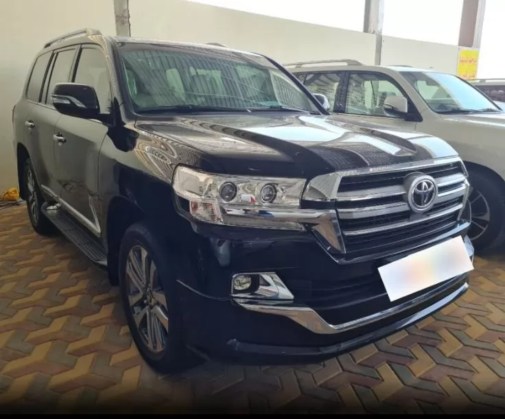 Used Toyota Land Cruiser For Sale in Al-Bahah-Province #16433 - 1  image 