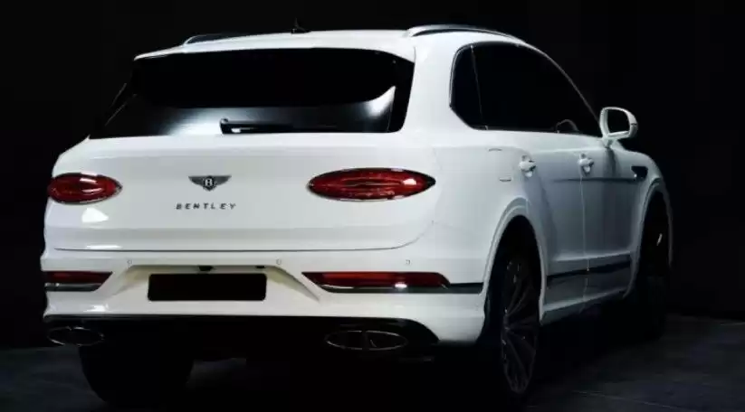 Gebraucht Bentley Bentayga SUV Zu verkaufen in Dubai #16742 - 1  image 