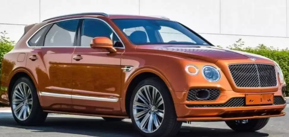 Gebraucht Bentley Bentayga SUV Zu verkaufen in Dubai #16750 - 1  image 