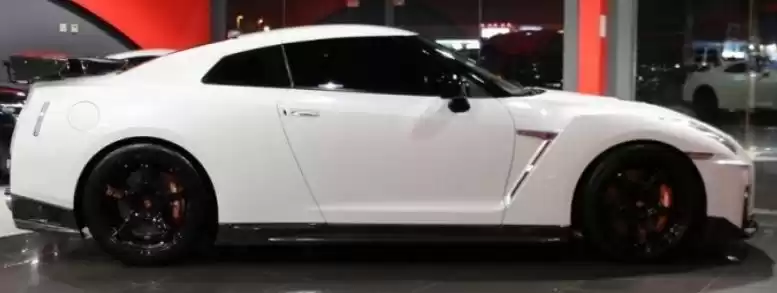 Used Nissan GT-R For Sale in Dubai #17007 - 1  image 