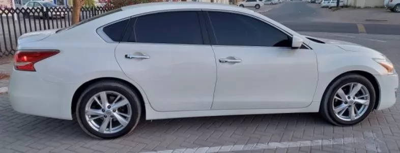 用过的 Nissan Altima 出售 在 迪拜 #17055 - 1  image 