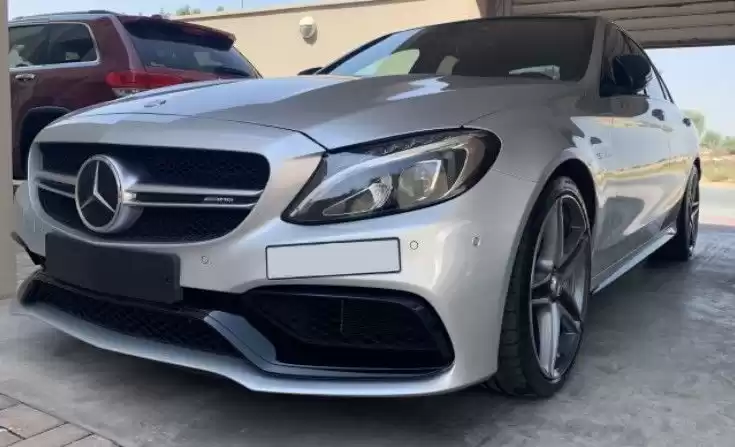 Utilisé Mercedes-Benz Unspecified À vendre au Dubai #17157 - 1  image 