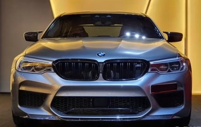 Gebraucht BMW M5 Zu verkaufen in Dubai #17419 - 1  image 