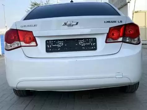 مستعملة Chevrolet Cruze للبيع في دبي #17513 - 1  صورة 