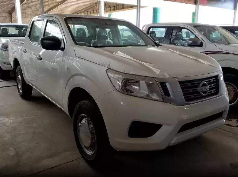 Совершенно новый Nissan Navara Продается в Эр-Рияд #17680 - 1  image 