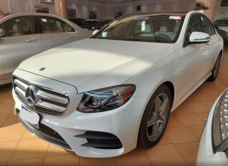 Used Mercedes-Benz E Class For Sale in Riyadh #17886 - 1  image 