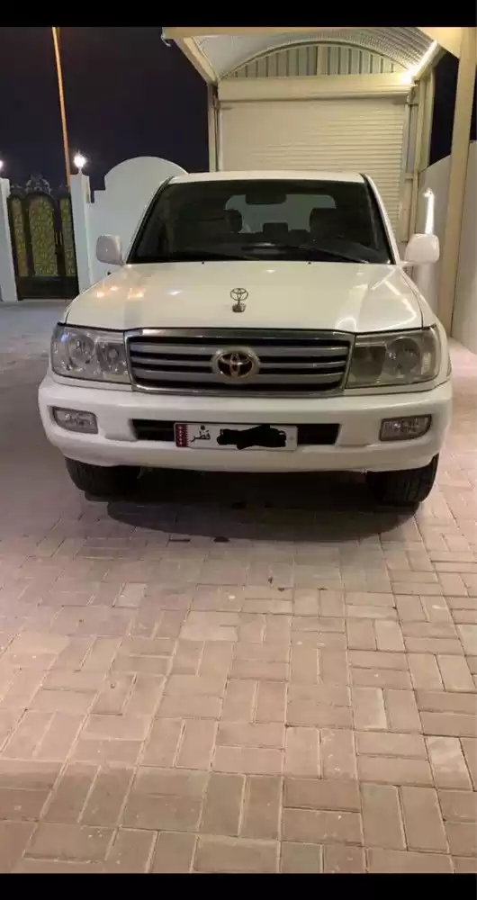 Kullanılmış Toyota Land Cruiser Satılık içinde Al Sadd , Doha #18159 - 1  image 