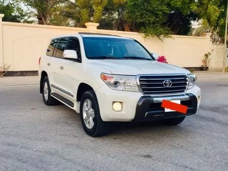 Used Toyota Land Cruiser For Sale in Manama , Capital-Governorate #18328 - 1  image 