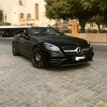 Kullanılmış Mercedes-Benz 200 Satılık içinde Al-Manamah #18347 - 1  image 