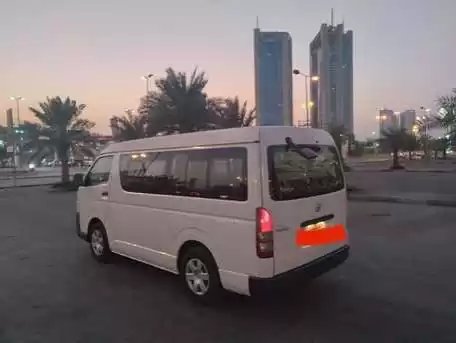 مستعملة Toyota Hiace للبيع في المنامة #18365 - 1  صورة 