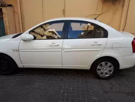 Gebraucht Hyundai Accent Zu vermieten in Al-Manama #18577 - 1  image 