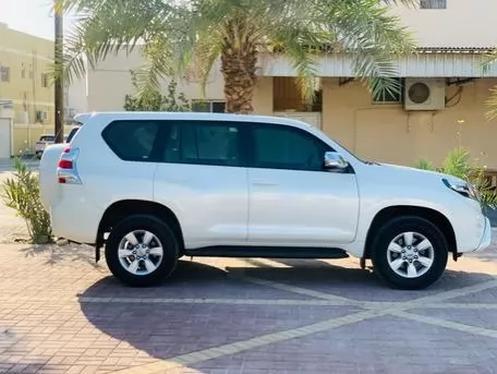 Used Toyota Land Cruiser For Rent in Budaiya , Northern-Governorate #18631 - 1  image 