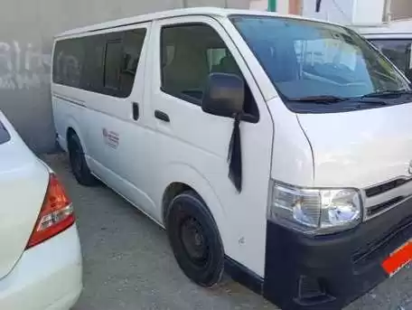 استفاده شده Toyota Hiace برای اجاره که در المنامه #18656 - 1  image 
