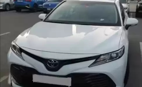 استفاده شده Toyota Camry برای اجاره که در دبی #18685 - 1  image 