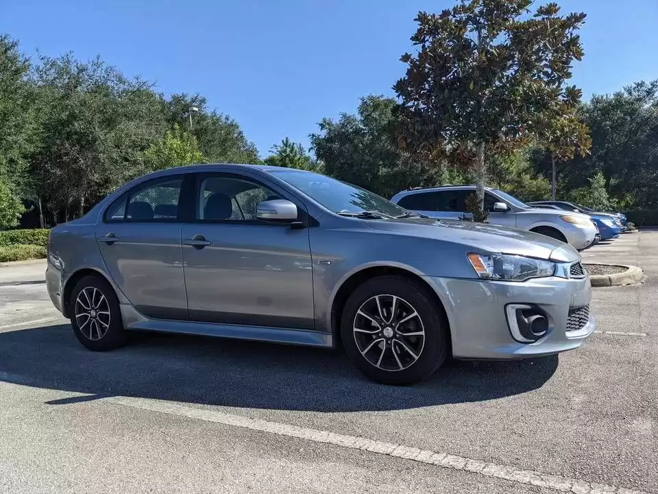 Gebraucht Mitsubishi Lancer Zu vermieten in Dubai #19011 - 1  image 