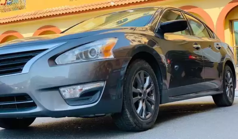 مستعملة Nissan Altima للبيع في دبي #19030 - 1  صورة 