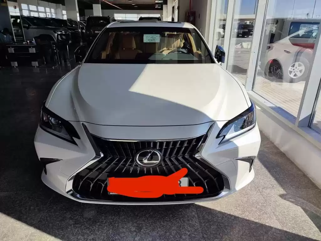 全新的 Lexus ES 出售 在 大马士革 #19761 - 1  image 