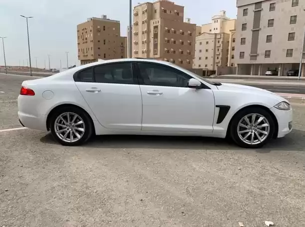 مستعملة Jaguar XF للإيجار في الرياض #20291 - 1  صورة 
