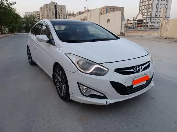 Kullanılmış Hyundai Elantra Kiralık içinde Riyad #20316 - 1  image 