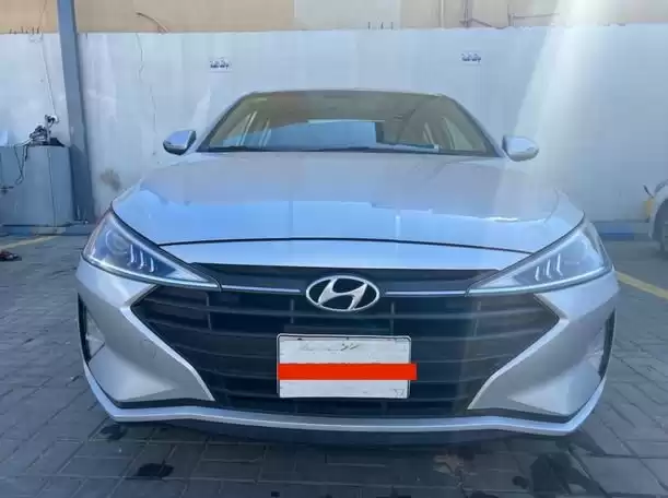 مستعملة Hyundai Elantra للإيجار في الرياض #20351 - 1  صورة 