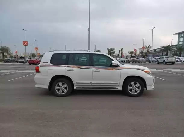 Kullanılmış Toyota Land Cruiser Kiralık içinde Riyad #20433 - 1  image 