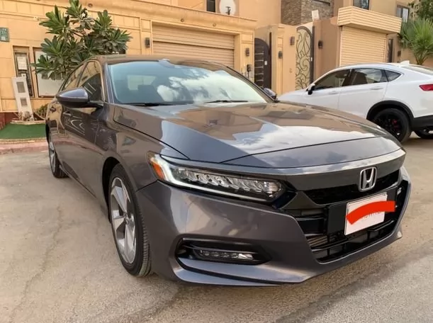 Gebraucht Honda Accord Zu vermieten in Riad #20440 - 1  image 