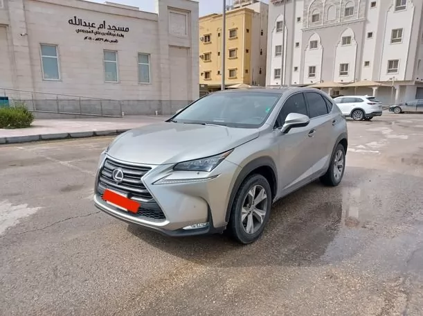 Gebraucht Lexus NX 200t Zu vermieten in Riad #20444 - 1  image 