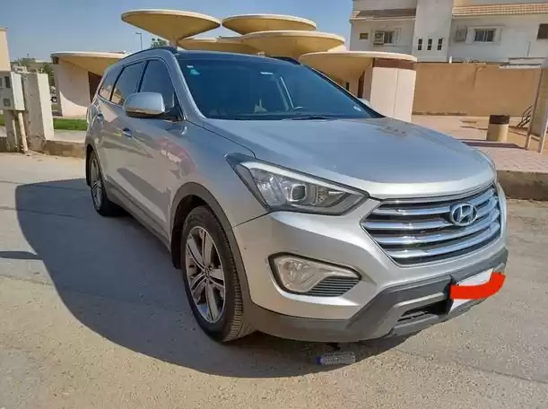 مستعملة Hyundai Santa Fe للإيجار في الرياض #20457 - 1  صورة 