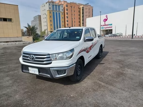 مستعملة Toyota Hilux للإيجار في الرياض #20477 - 1  صورة 