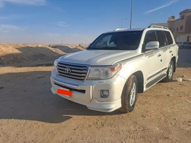 مستعملة Toyota Land Cruiser للإيجار في الرياض #20487 - 1  صورة 
