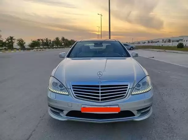 مستعملة Mercedes-Benz 350 للإيجار في الرياض #20529 - 1  صورة 