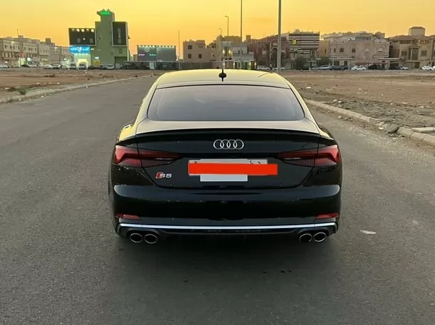 مستعملة Audi 550 للإيجار في الرياض #20532 - 1  صورة 