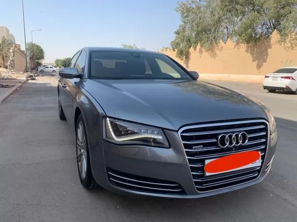 Gebraucht Audi A8 Zu vermieten in Riad #20545 - 1  image 