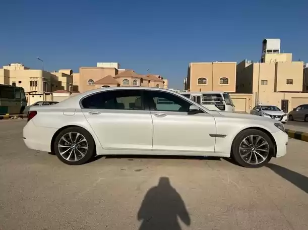 Utilisé BMW Unspecified À Louer au Riyad #20559 - 1  image 