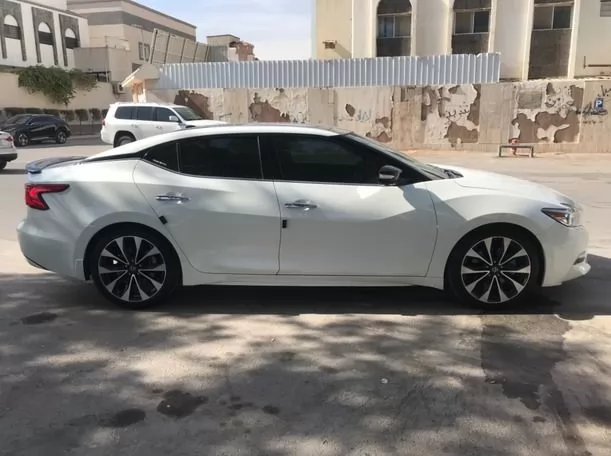 مستعملة Nissan Maxima للإيجار في الرياض #20561 - 1  صورة 