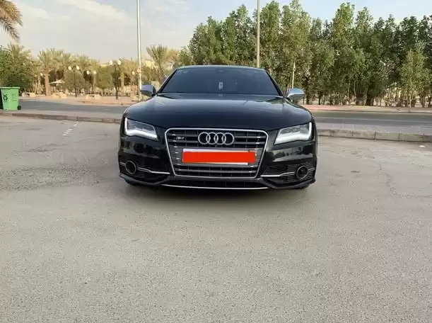 Utilisé Audi Unspecified À Louer au Riyad #20597 - 1  image 
