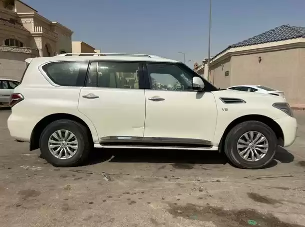 مستعملة Nissan Patrol للإيجار في الرياض #20600 - 1  صورة 